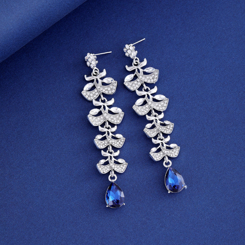 Temperament Diamond Leaf Fringed Earrings