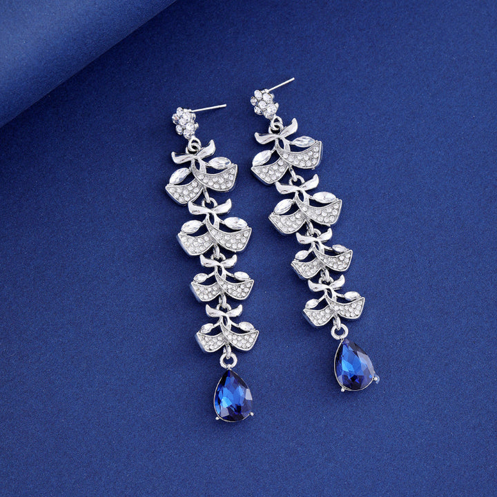 Temperament Diamond Leaf Fringed Earrings