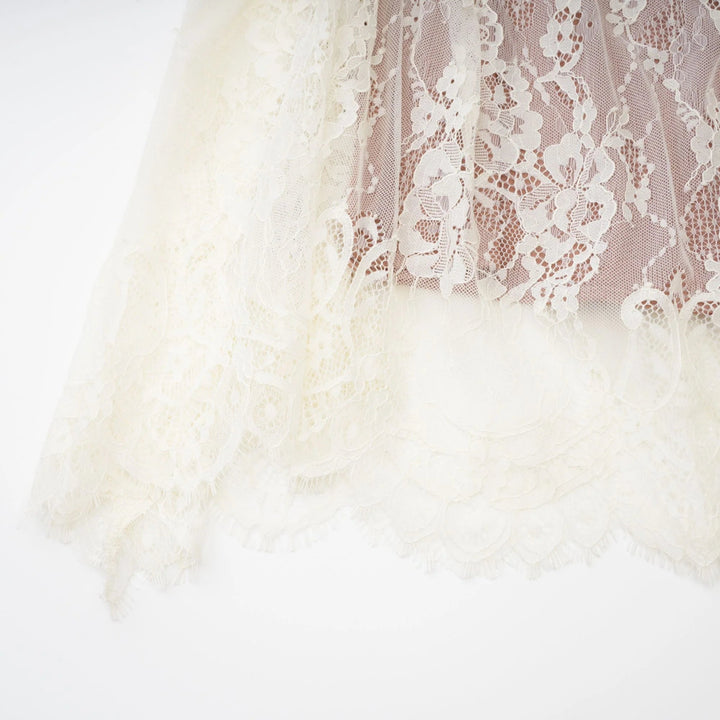 VALÉRIE LACE MAXI DRESS