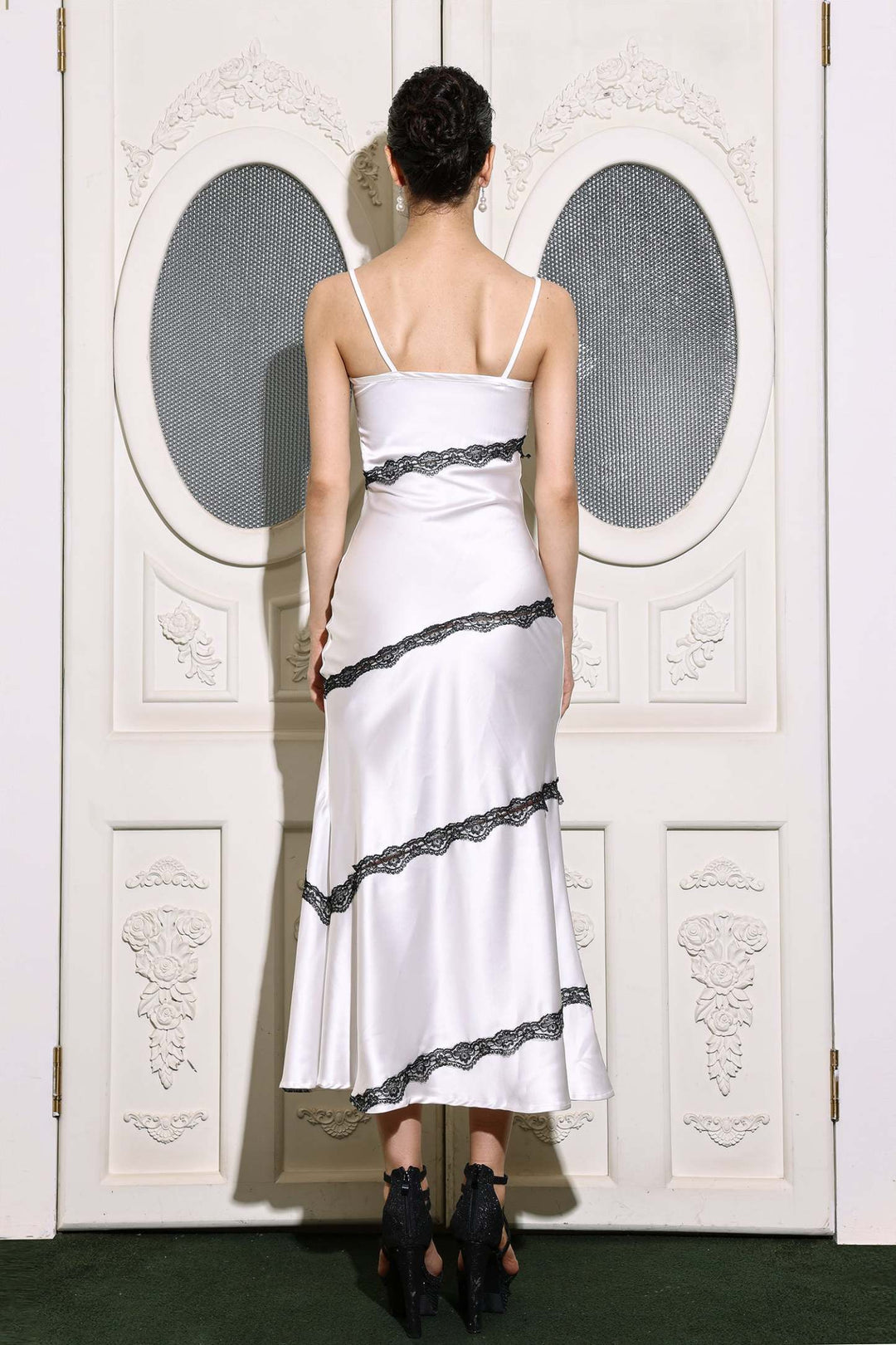 Scarlett Skew Lace Maxi Dress